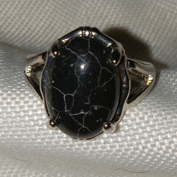 Goth Natural Stone Black And Silver Plated costume ring 💍size 7 - Picture 2 of 7